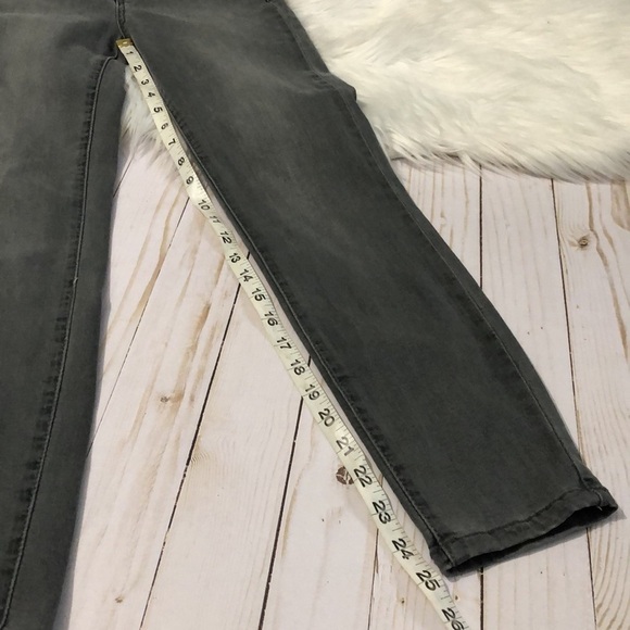 Buffalo Aubrey mid rise super soft capri 2/26 EUC - Picture 9 of 9